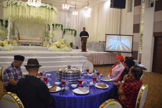 Majlis Sanjungan Budi Sejambak Kasih En Kamaruzaman