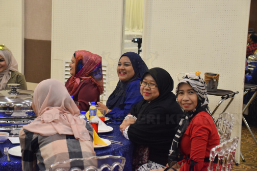 Majlis Sanjungan Budi Sejambak Kasih En Kamaruzaman