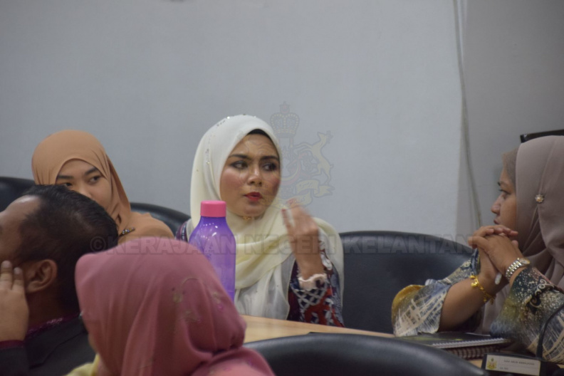 DSC_0294_compressed.jpg