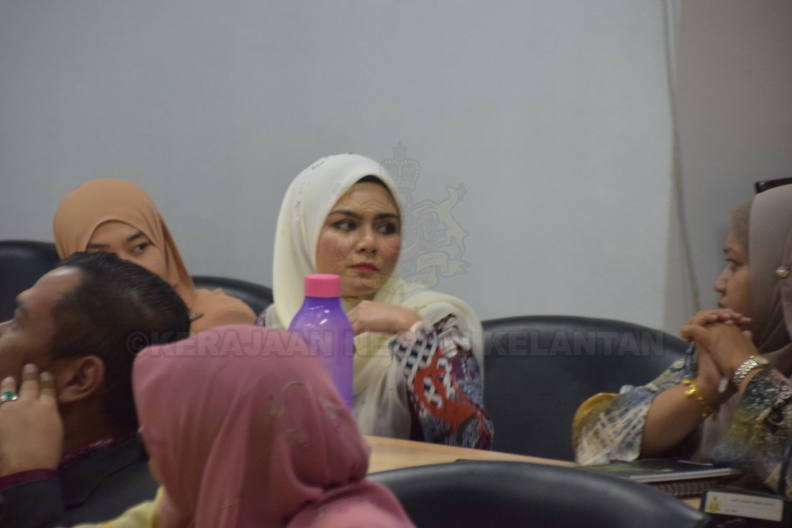 DSC_0295_compressed.jpg