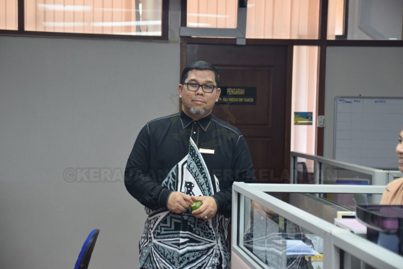 DSC_0301_compressed.jpg