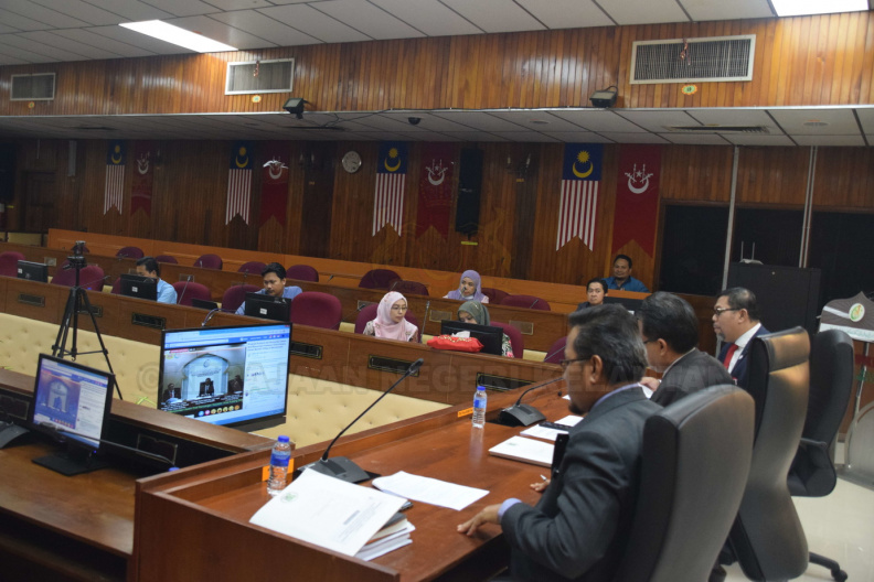 10 JUN 2020 - Sesi Siaran Langsung Facebook bagi Publisiti RKK Kubang Kerian Bandar D'Raja Al-Muhammadi. DSC_0053.jpg