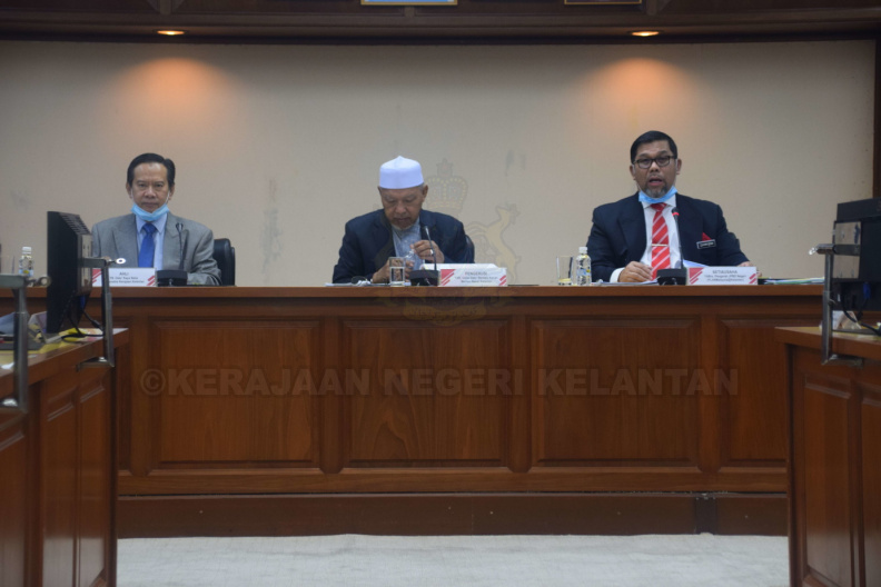 23 JUN 2020 - Sekitar Mesyuarat Jawatankuasa Perancang Negeri Ke-80 Bil. 1/2020 - DSC_0143.jpg DSC_0143.jpg