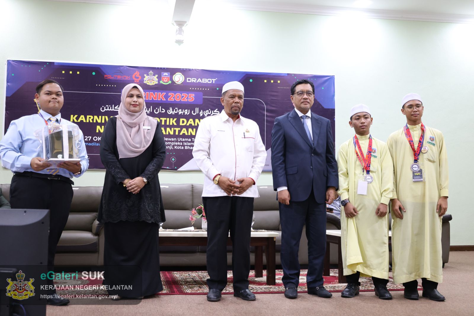 majlis-perasmian-karnival-robotik-dan-inovasi-kelantan-tahun-2025-(krink-2025)-30.JPG