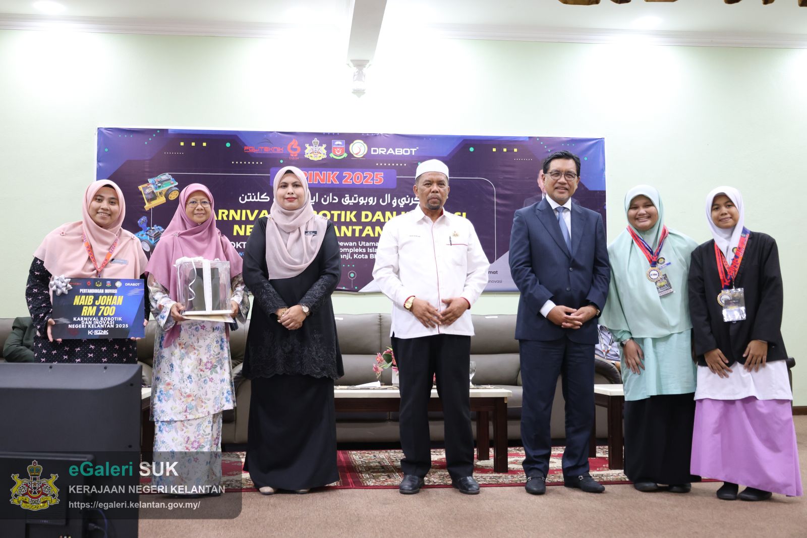 majlis-perasmian-karnival-robotik-dan-inovasi-kelantan-tahun-2025-(krink-2025)-41.JPG