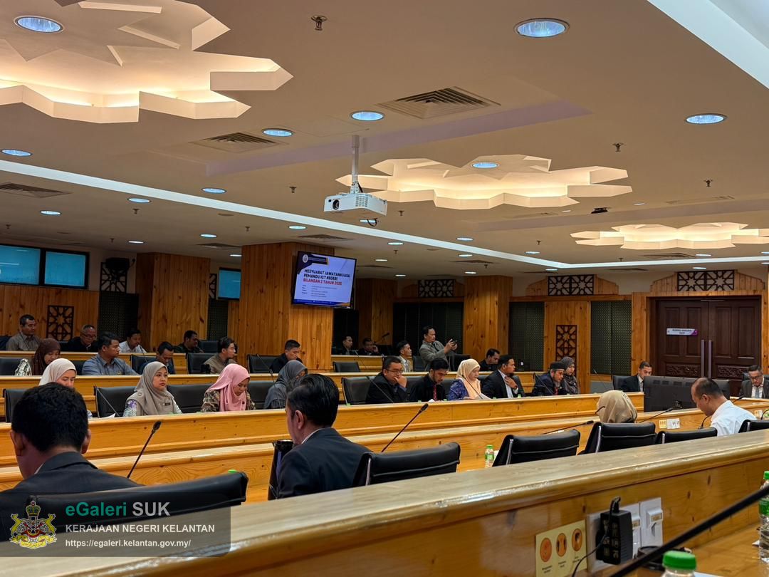mesyuarat-jawatankuasa-pemandu-ict-bil.-2-tahun-2025-dan-mesyuarat-jawatankuasa-keselamatan-ict-negeri-bil.-2-tahun-2025-7.jpeg