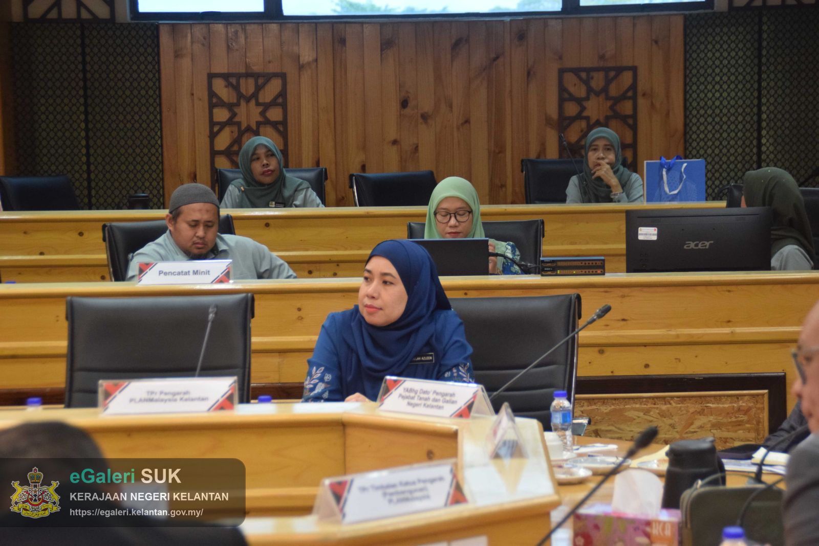 12jan2026-pembentangan-panduan-pelaksanaan-penilaian-impak-sosial-ppsia-kepada-kerajaan-negeri-kelantan-43.jpg