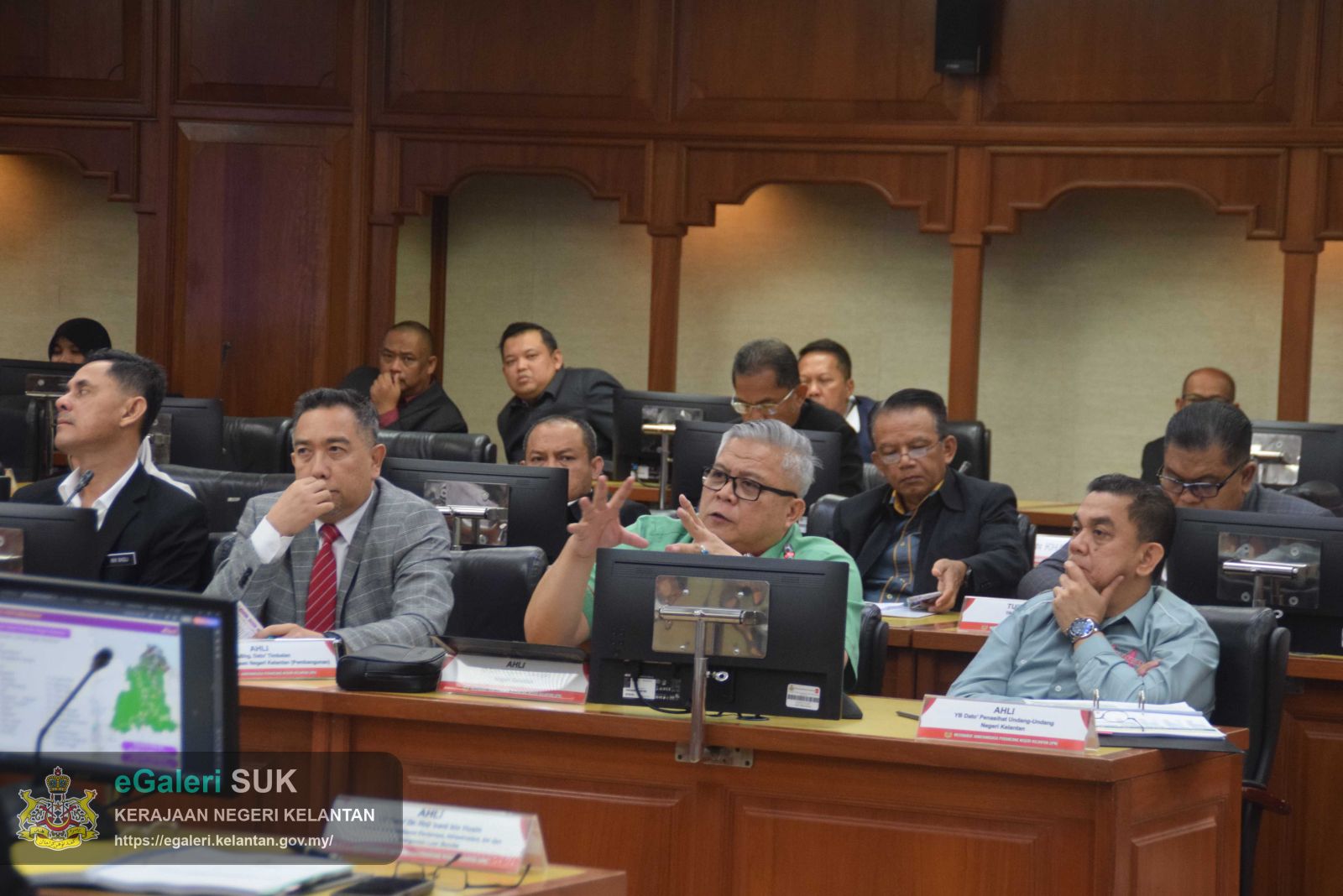 18-mac-2026-mesyuarat-perancang-negeri-ke-96-bilangan-1-2026-24.jpg