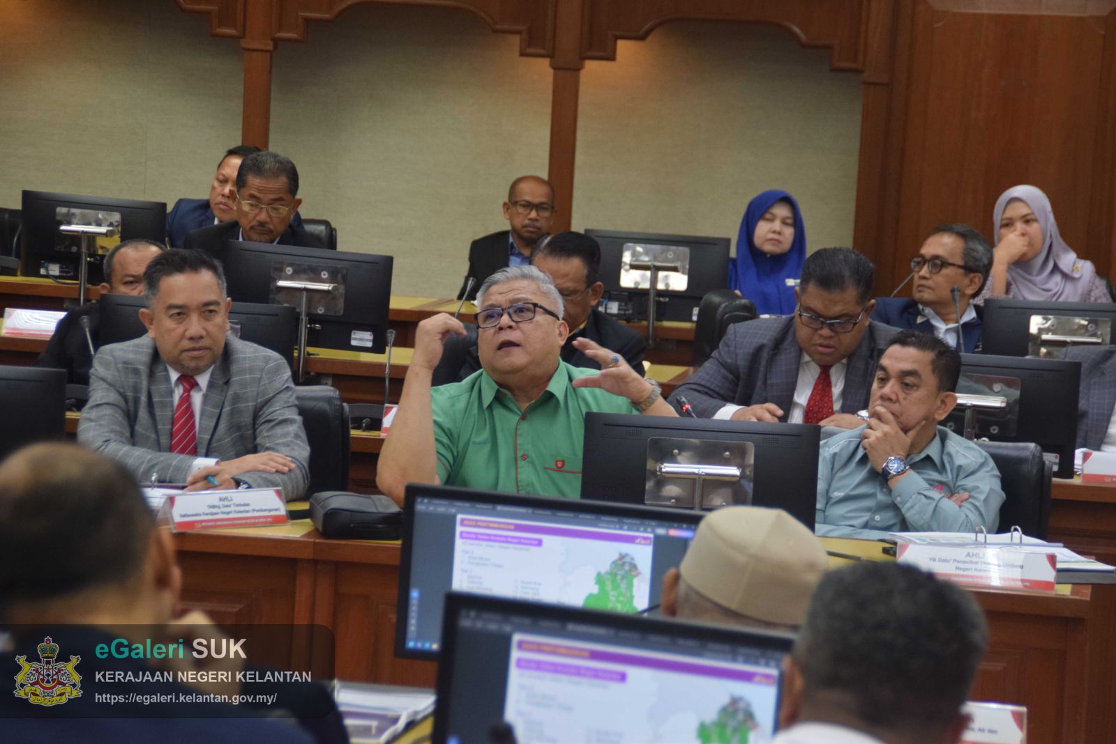 18-mac-2026-mesyuarat-perancang-negeri-ke-96-bilangan-1-2026-25.jpg
