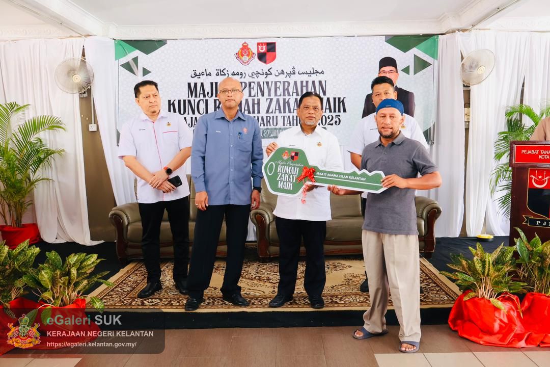 majlis-penyerahan-kunci-rumah-zakat-maik-jajahan-kota-bharu-tahun-2025-10.jpg