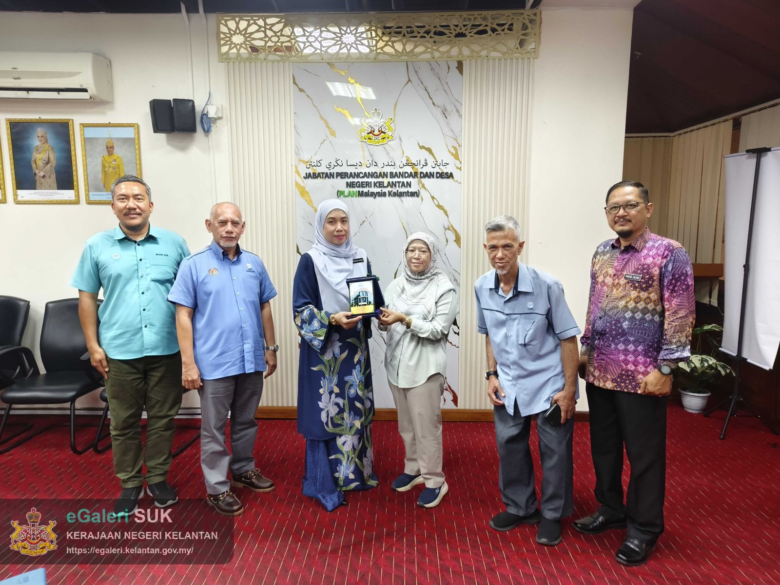 4-jun-2026-kunjung-hormat-lkim-negeri-kelantan-kepada-tpr-pengarah-planmalaysia-kelantan-3.jpg