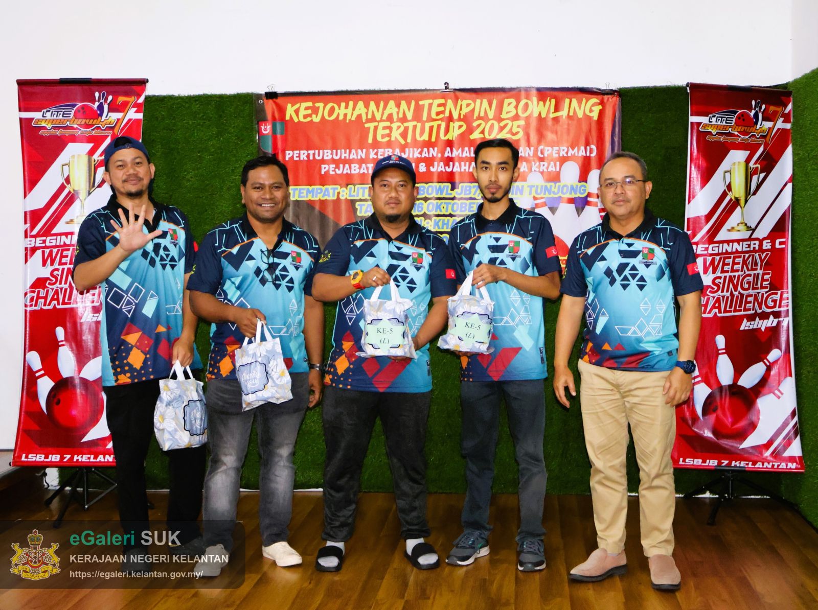 pertandingan-bowling-tertutup-pejabat-tanah-dan-jajahan-kuala-krai-4.jpeg