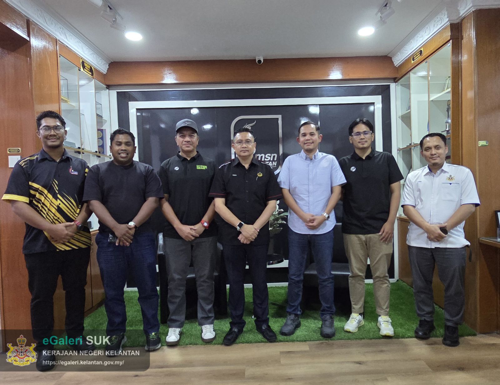 kunjungan-hormat-daripada-pro-apparel-7.jpg