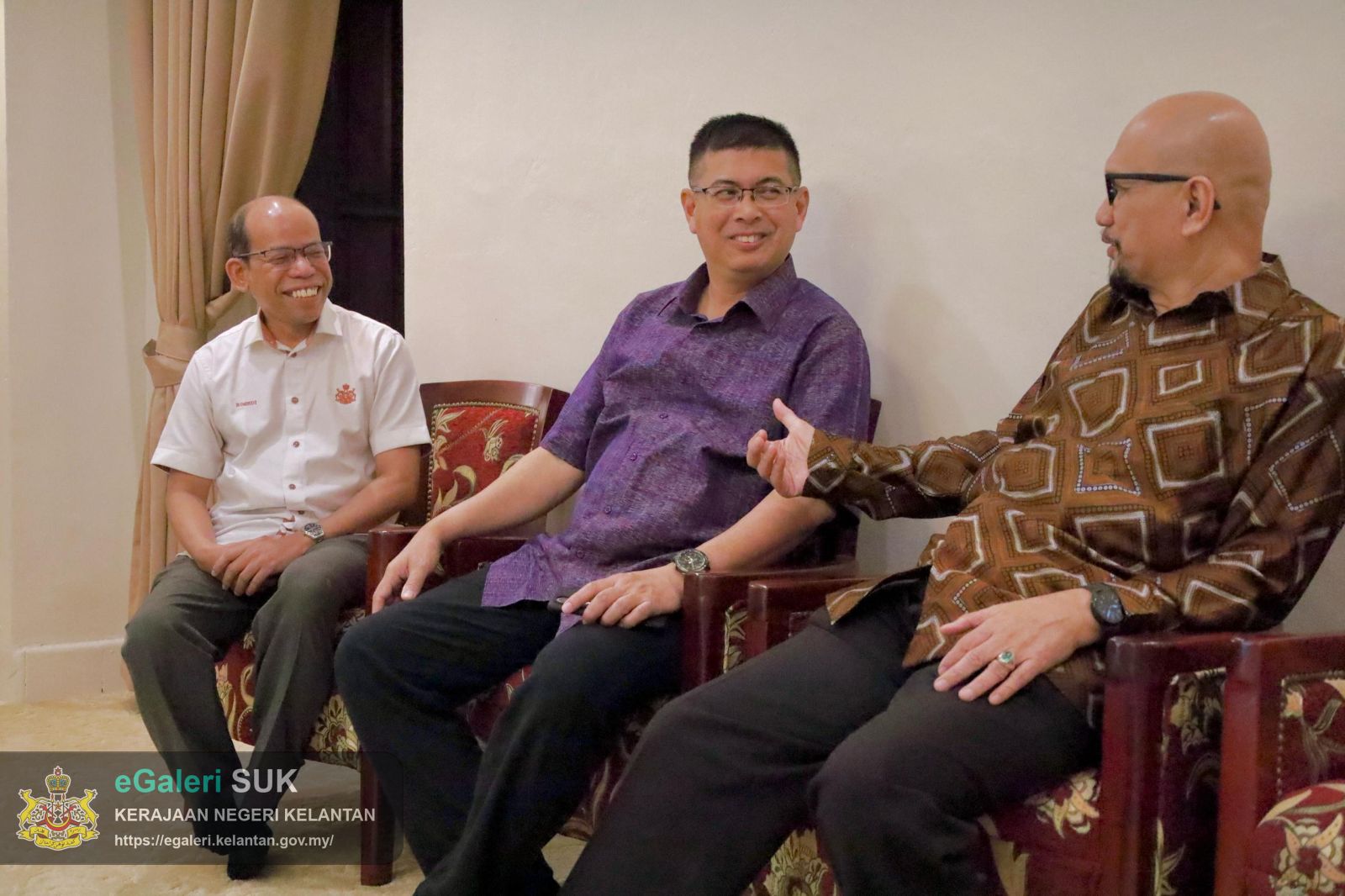majlis-penyerahan-bantuan-ramadhan-untuk-keluarga-miskin-oleh-majlis-orangorang-besar-diraja-kelantan-mob-di-jajahan-pasir-puteh-5.jpeg