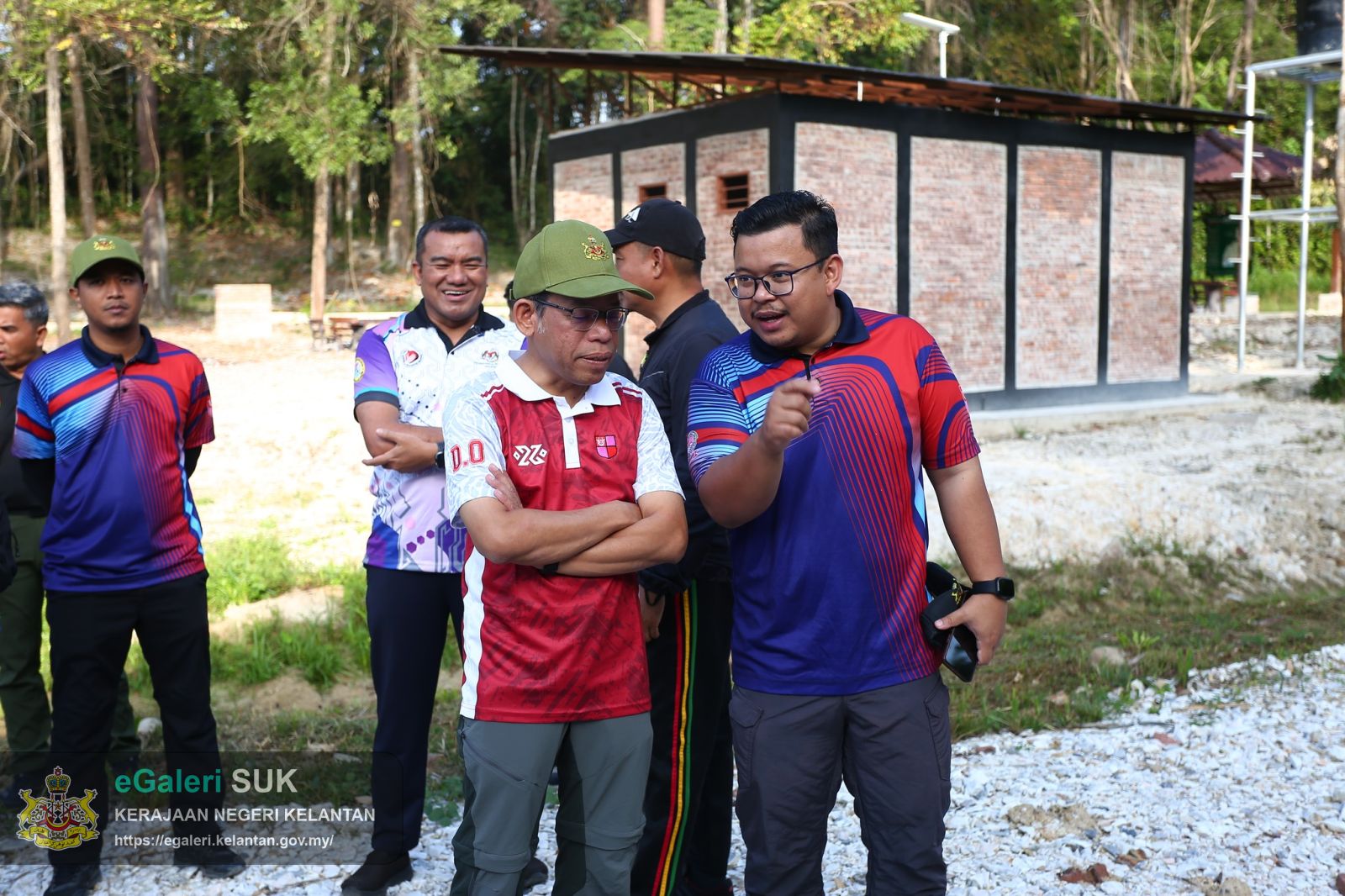 program-pendakian-bukit-chupak---taman-rekreasi-hutan-dalam-bandar,-jajahan-gua-musang-31.jpg