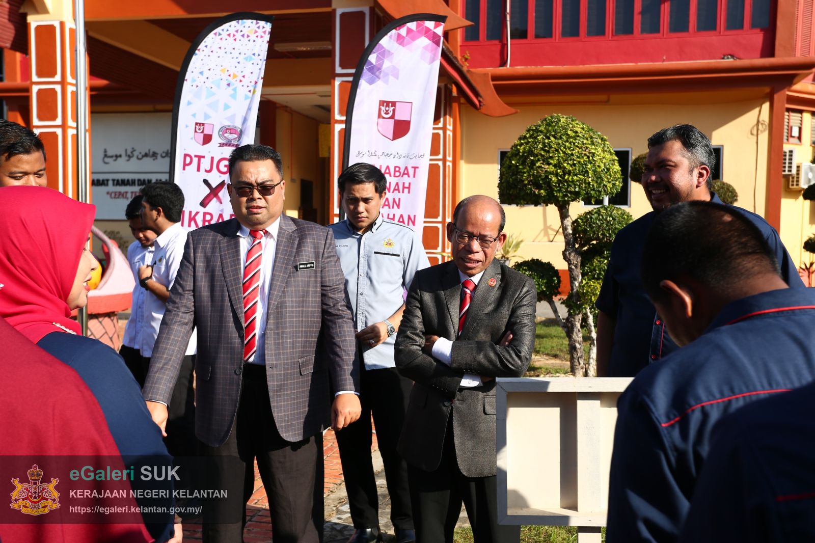 majlis-perhimpunan-bulanan-tahun-𝟐𝟎𝟐𝟔-pejabat-tanah-dan-jajahan-gua-musang-14.jpeg