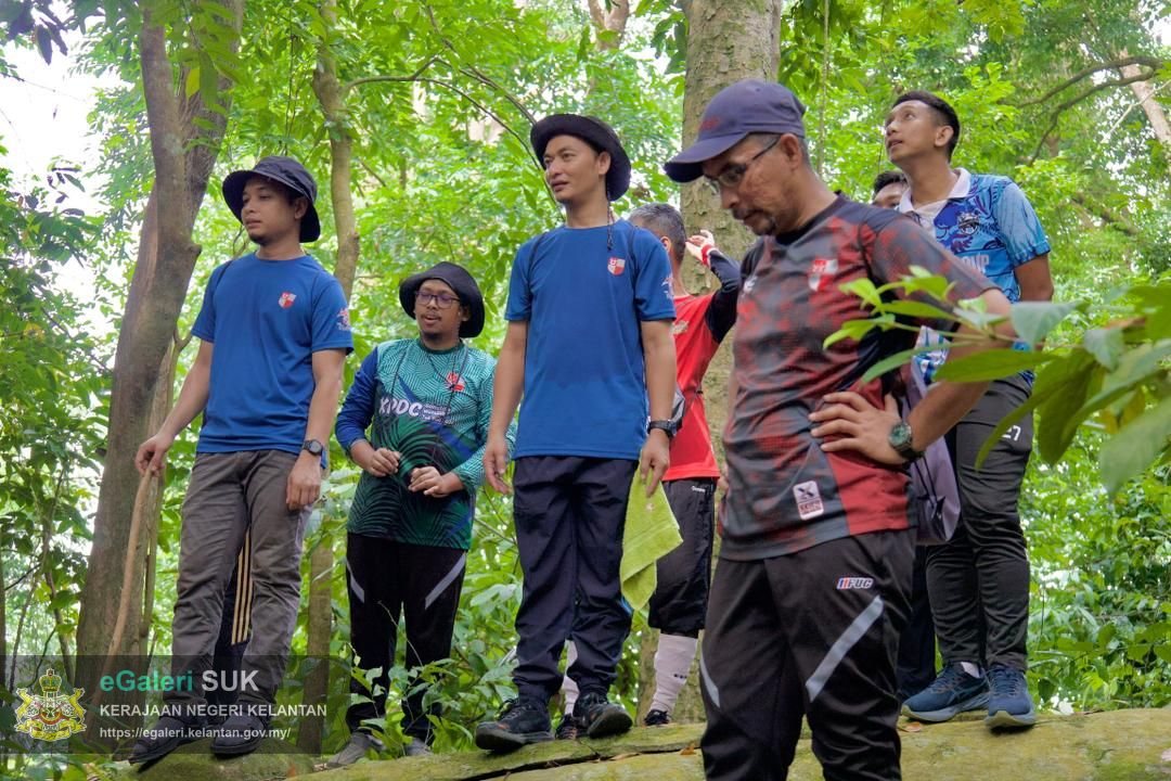 program-hiking-bersama-ketua-jajahan-pasir-puteh-anjuran-bersama-perkumpulan-perempuan-pasir-puteh-dan-kelab-berkesan-ptjpp-serta-puspanita-sri-pasir-puteh-23.jpg