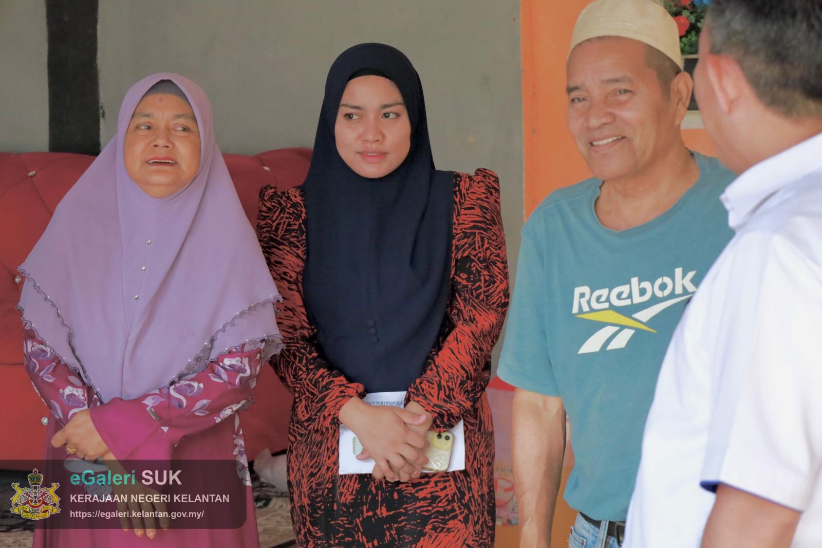 sesi-penyampaian-bantuan-wang-ihsan-bwi-kematian-monsun-timur-laut-mtl-20242025-jajahan-pasir-puteh-11.jpeg