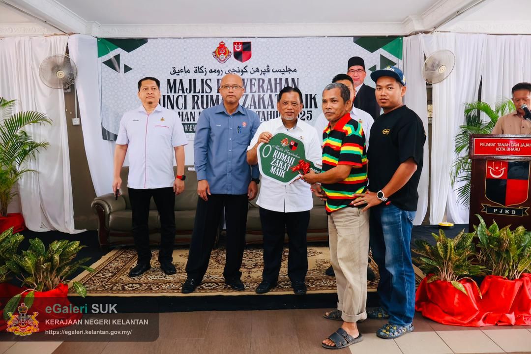majlis-penyerahan-kunci-rumah-zakat-maik-jajahan-kota-bharu-tahun-2025-19.jpg