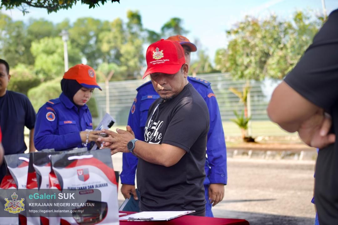 program-persediaan-menghadapi-banjir-monsun-timur-laut-mtl-bagi-tahun-20252026-jajahan-pasir-puteh-4.jpg