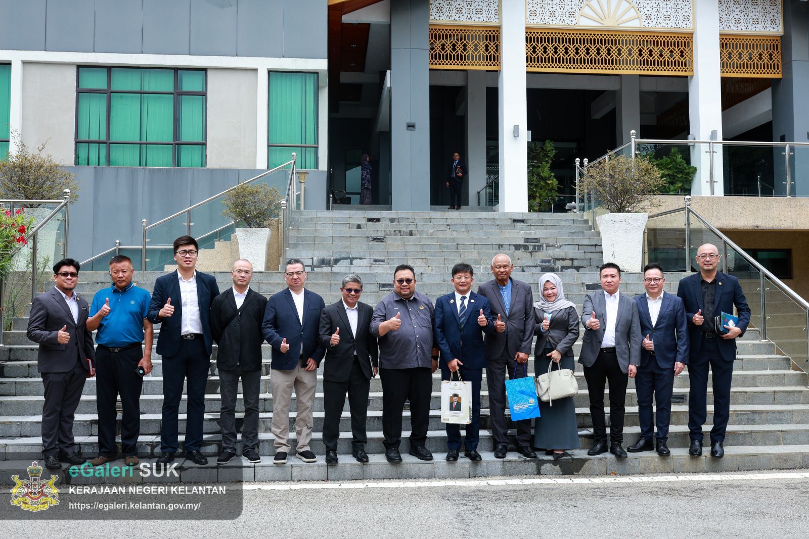 kunjungan-hormat-lawatan-pelabur-dari-negara-china-kepada-kerajaan-negeri-kelantan-tahun-2025-10.jpg