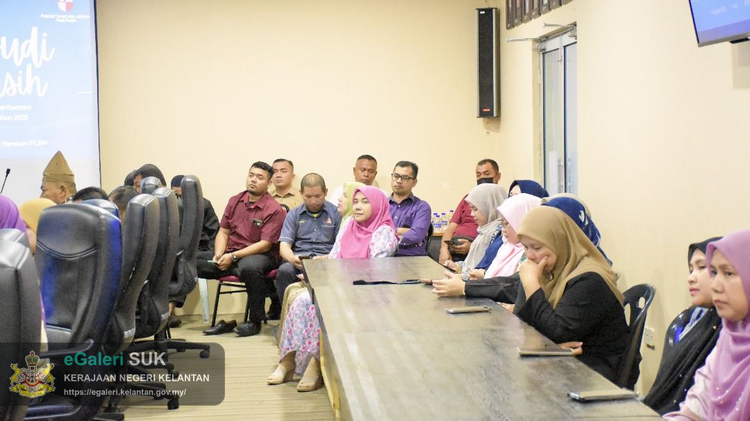 majlis-sekalung-budi-sejambak-kasih-17.jpg