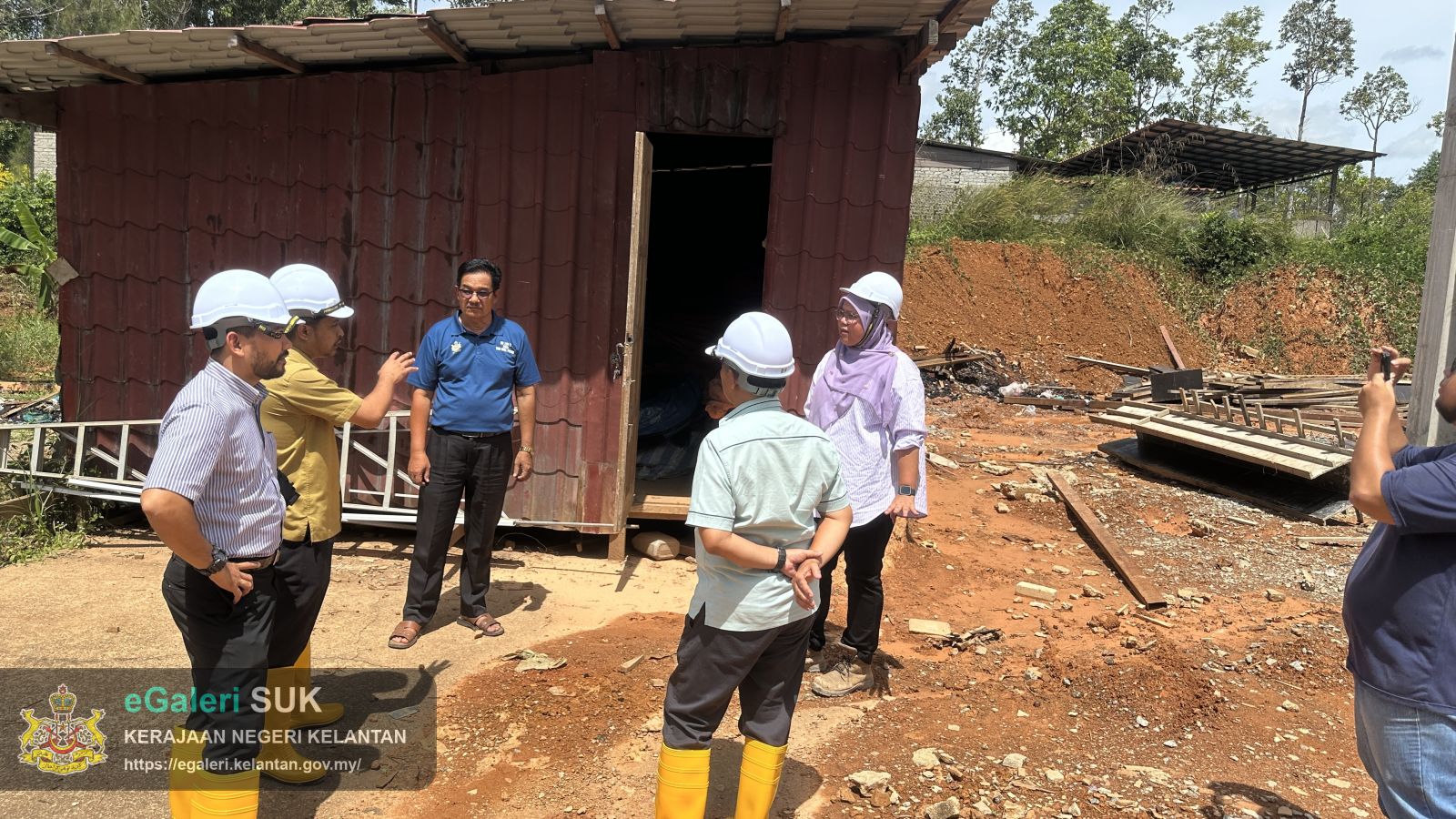 lawatan-tapak-ke-projek-pembangunan-pusat-pemindahan-kekal-di-smk-gual-tinggi,-rantau-panjang,-kelantan-12.jpeg
