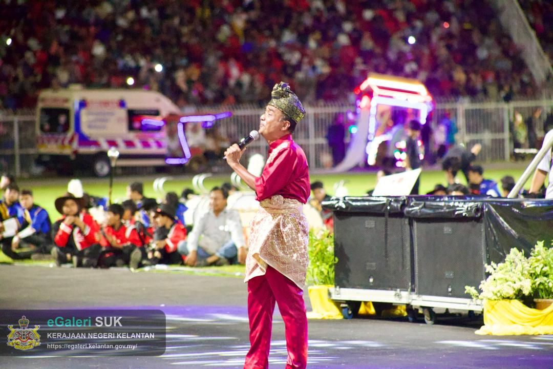 majlis-perarakan-kereta-berhias-pejabat-tanah-dan-jajahan-pasir-puteh-sempena-ulang-tahun-hari-keputeraan-kebawah-duli-yang-maha-mulia-sultan-muhammad-v-yang-ke-56-tahun-2025-9.jpg