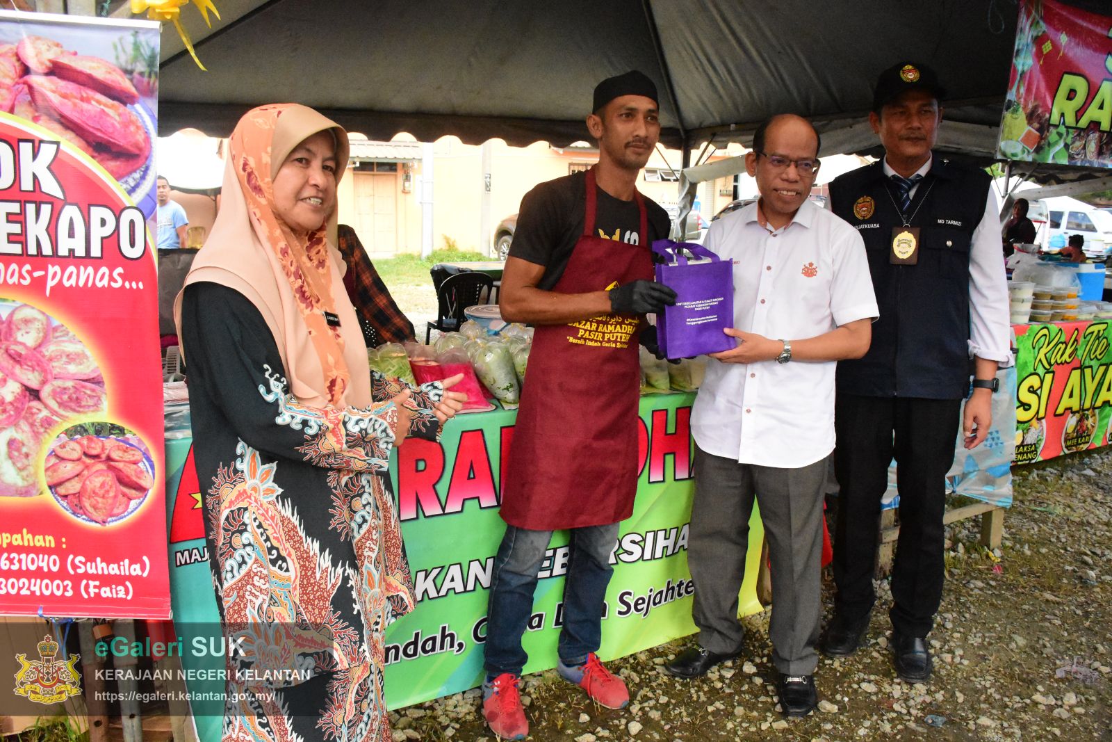 bazar-ramadan-pasir-puteh-astaka--perasmian-dan-lawatan-ke-tapak-bazar-ramadan-bagi-program-walkabout-ramadan-2025-19.JPG