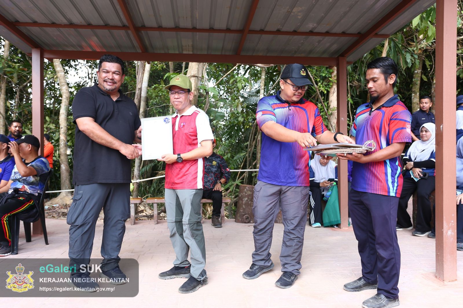program-pendakian-bukit-chupak---taman-rekreasi-hutan-dalam-bandar,-jajahan-gua-musang-24.jpg
