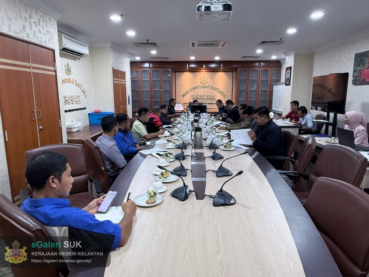mesyuarat-jawatankuasa-penyelarasan-perobohan-flat-kampung-sireh-bil-1-2025-3.jpg