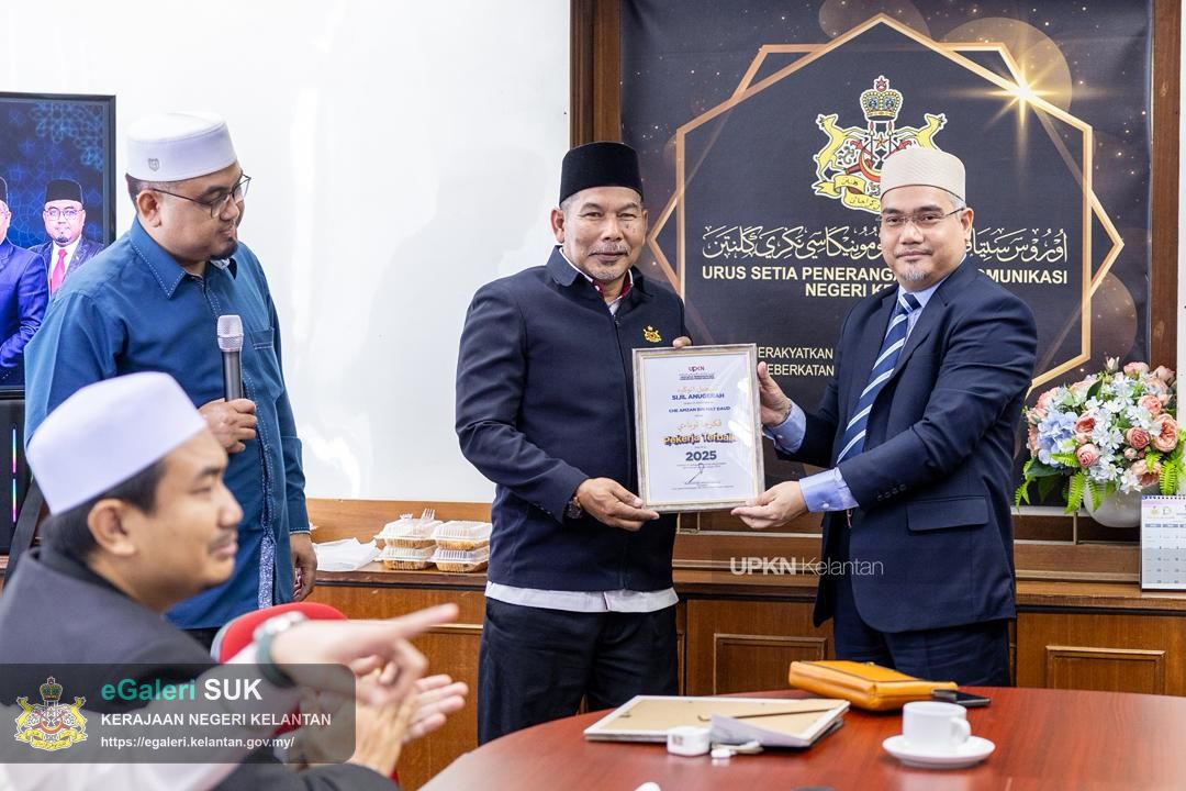 sesi-khas-yb-exco-bersama-kakitangan-upkn-8.jpg