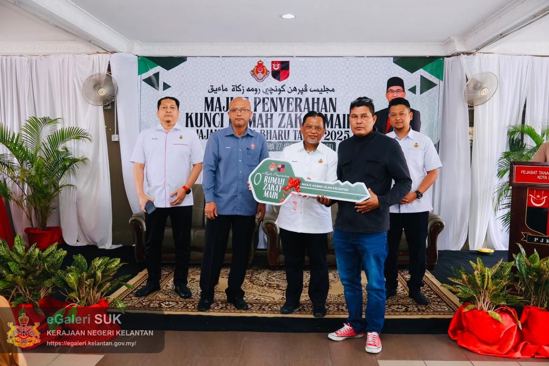 majlis-penyerahan-kunci-rumah-zakat-maik-jajahan-kota-bharu-tahun-2025-6.jpg