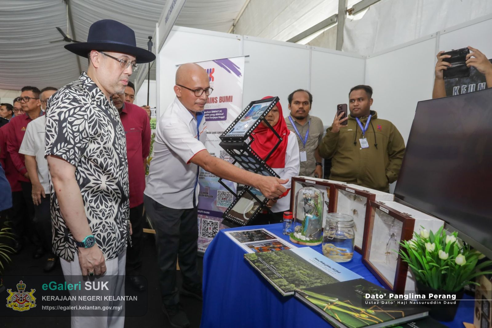 sambutan-hari-konservasi-hutan-paya-laut-di-pantai-ndo-tumpat-7.jpg