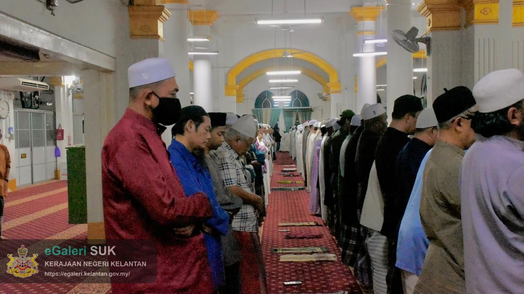 majlis-solat-hajat-dan-doa-selamat-sempena-perayaan-ulang-tahun-ke56-kdymm-sultan-muhammad-v-tahun-2025-19.jpg