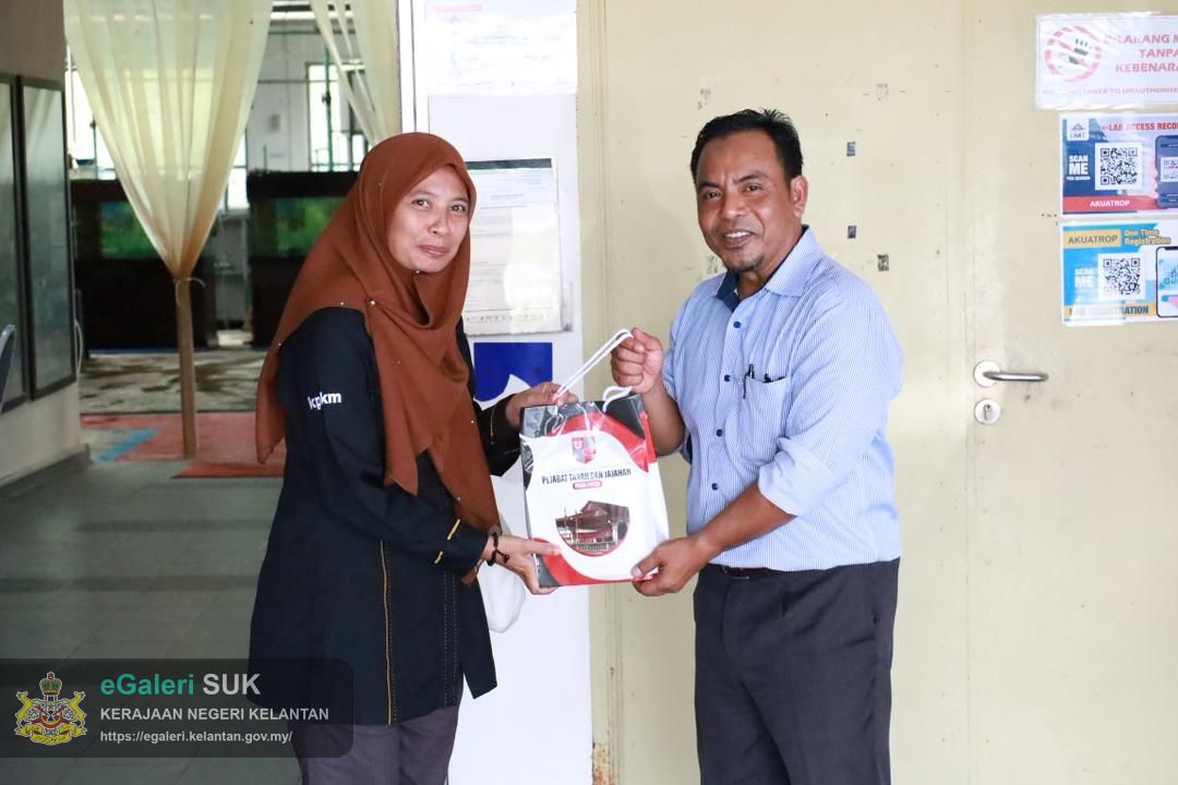lawatan-kerja-ke-universiti-malaysia-terengganu-umt-bagi-tujuan-perkongsian-maklumat-konservasi-ketam-nipah-23.jpg