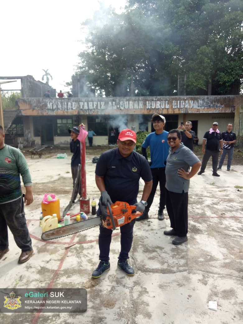 program-gotongroyong-sapu-habis--clear-port-3.jpg