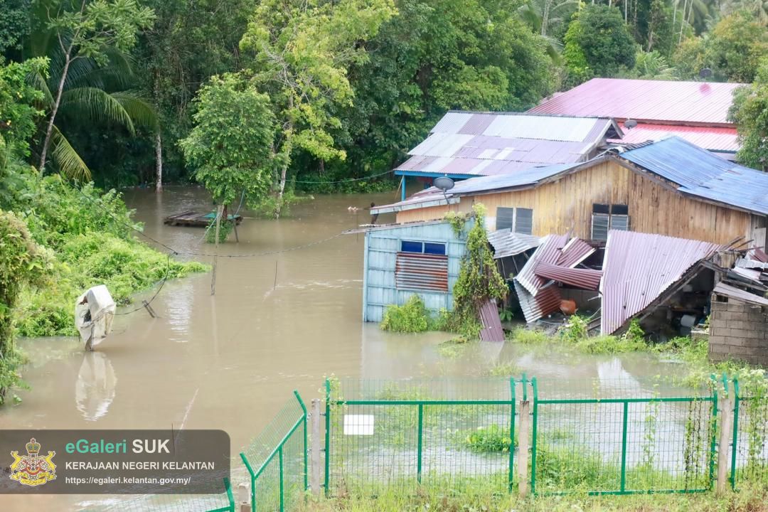 tinjauan-kawasan-banjir-berkaitan-projek-ecrl-di-bukit-abal-6.jpg