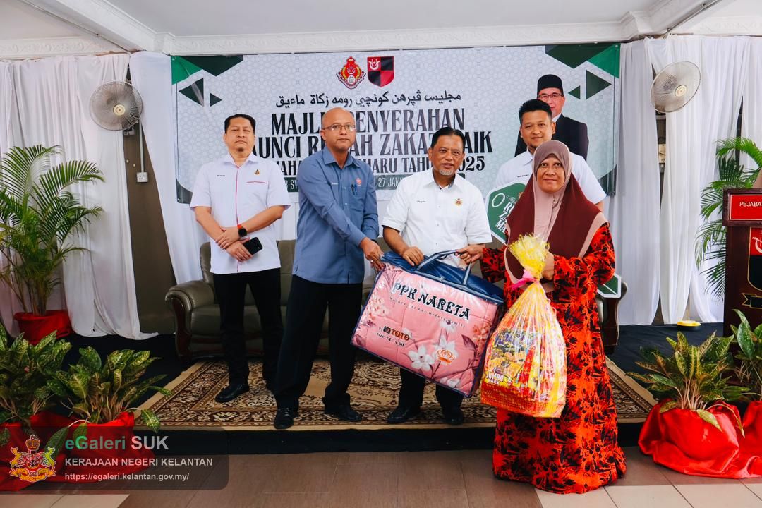 majlis-penyerahan-kunci-rumah-zakat-maik-jajahan-kota-bharu-tahun-2025-11.jpg