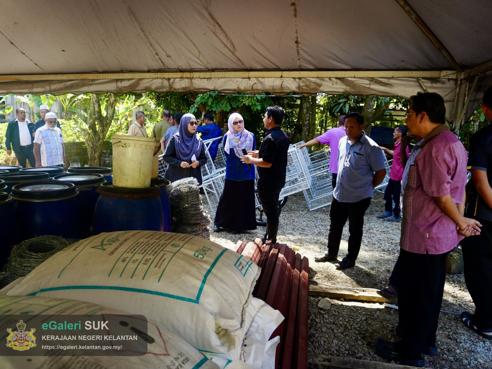 majlis-perasmian-dan-penyerahan-bantuan-pemprosesan-makanan-ruminan-berasaskan-sumber-hijau-18.jpeg