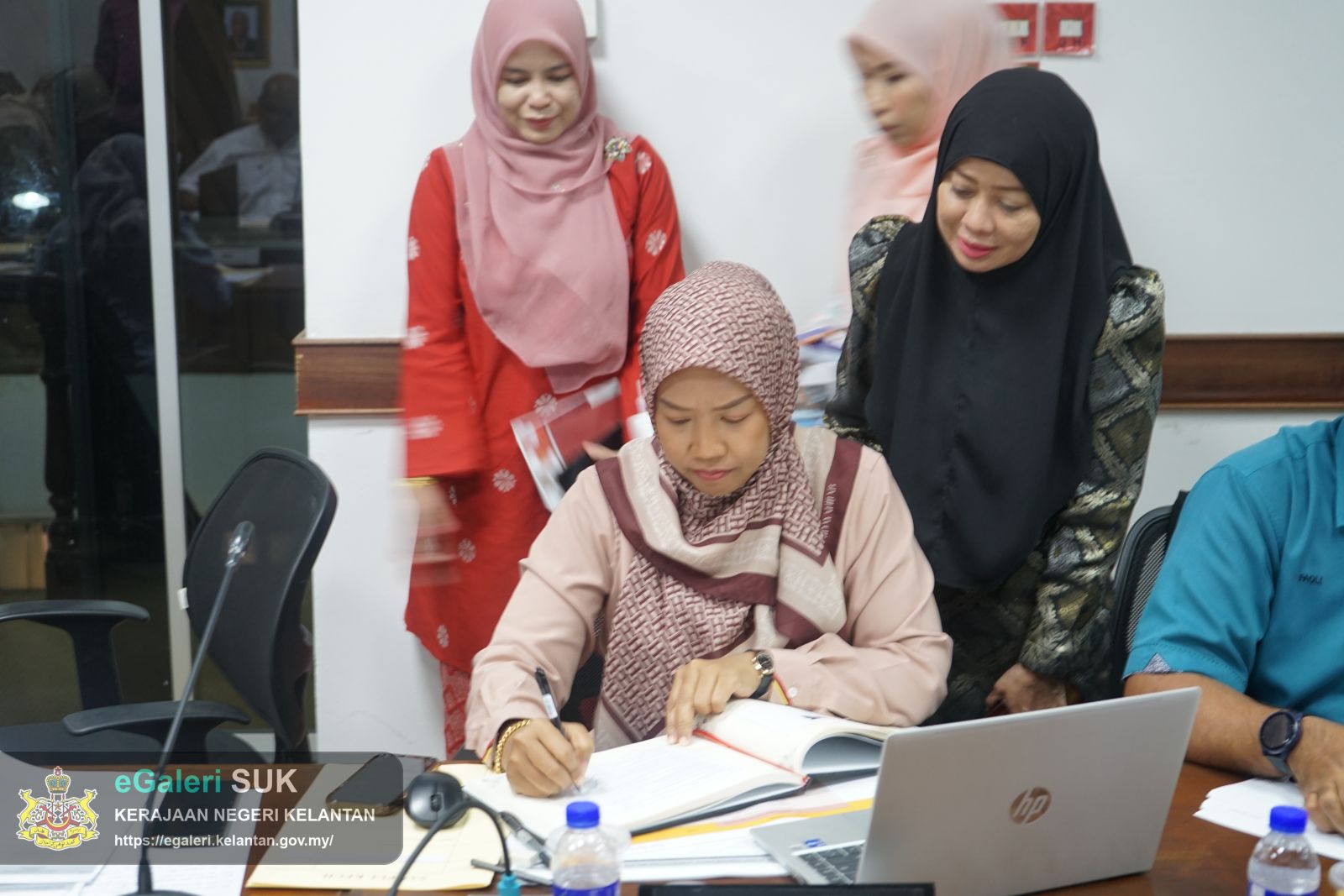 lawatan-benchmarking-sempena-kajian-benchmarking-ssr-pentadbiran-tanah-2025-di-ptg-kelantan-6.JPG