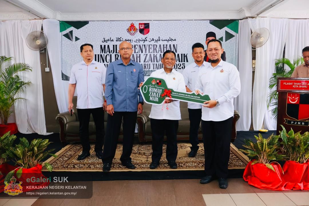 majlis-penyerahan-kunci-rumah-zakat-maik-jajahan-kota-bharu-tahun-2025-20.jpg