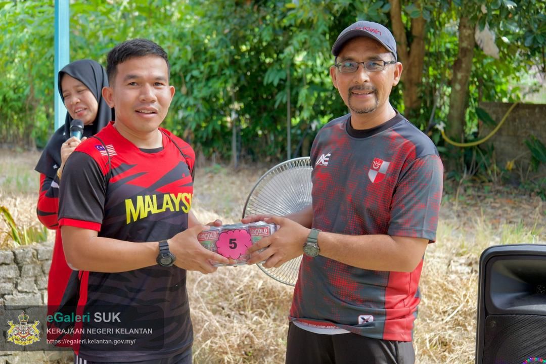 program-hiking-bersama-ketua-jajahan-pasir-puteh-anjuran-bersama-perkumpulan-perempuan-pasir-puteh-dan-kelab-berkesan-ptjpp-serta-puspanita-sri-pasir-puteh-34.jpg