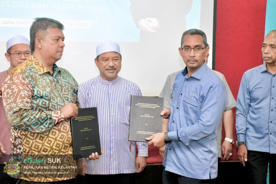 majlis-menandatangani-memorandum-persefahaman-mou-bagi-projek-jeti-pelancongan-tok-bali-pasir-puteh-18.jpg