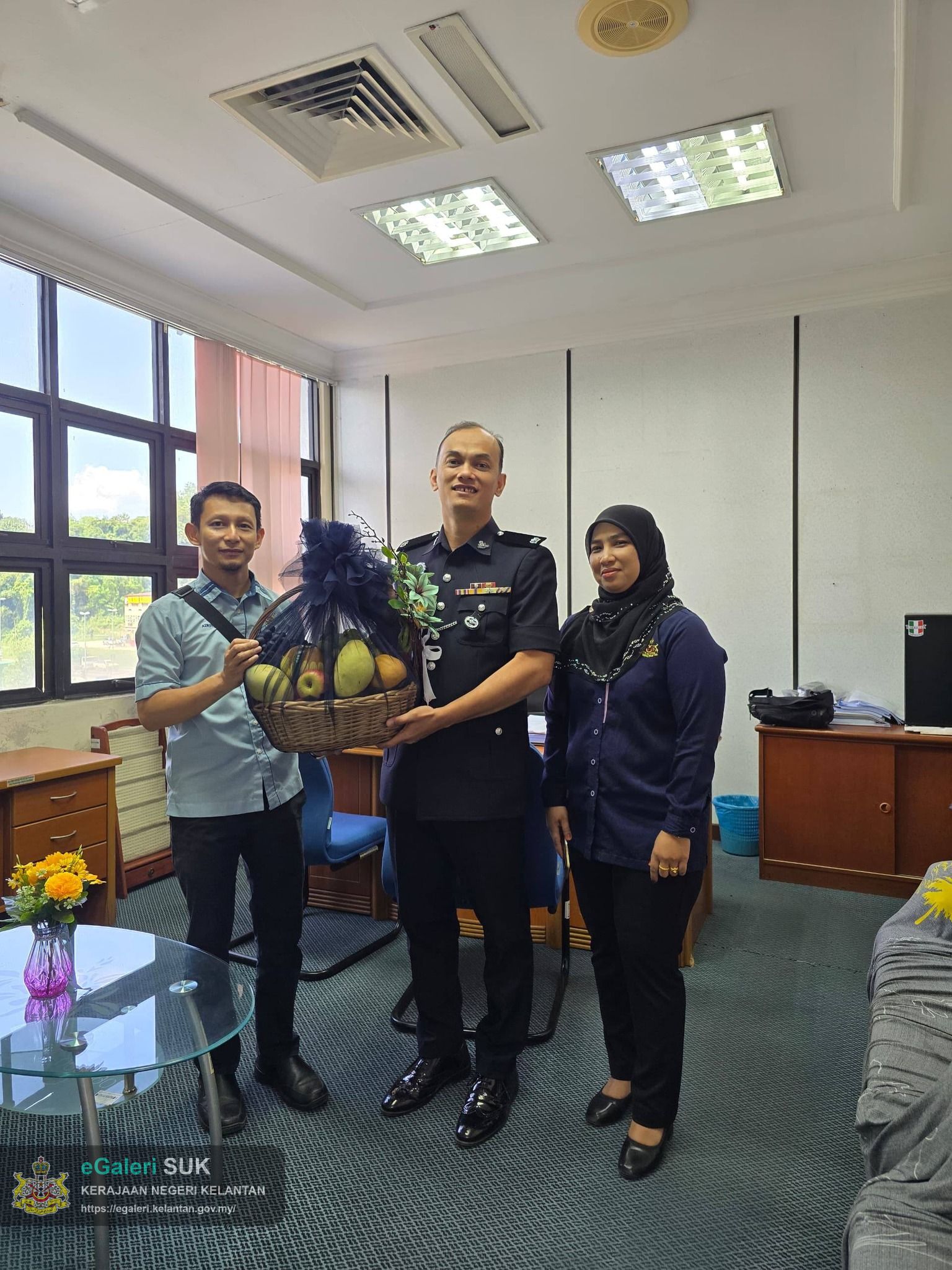 bakul-penghargaan-sempena-hari-polis-ke219-3.jpg
