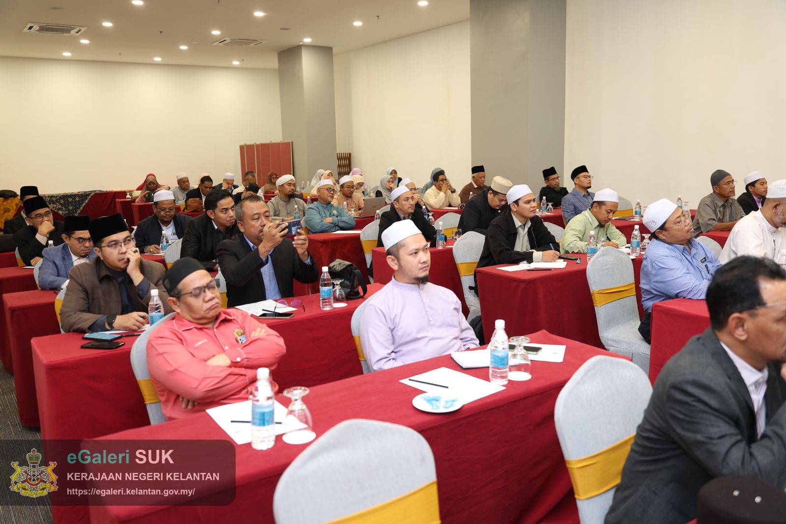 bengkel-kaedah-istinbat-hukum-dalam-menyelesaikan-isu-semasa-13.JPG