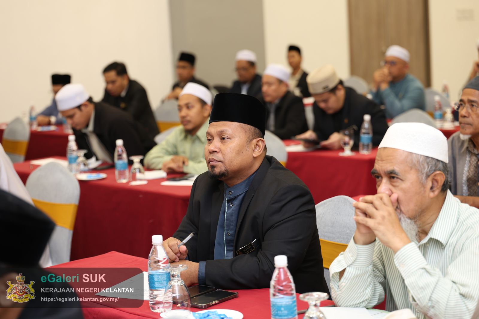 bengkel-kaedah-istinbat-hukum-dalam-menyelesaikan-isu-semasa-17.JPG