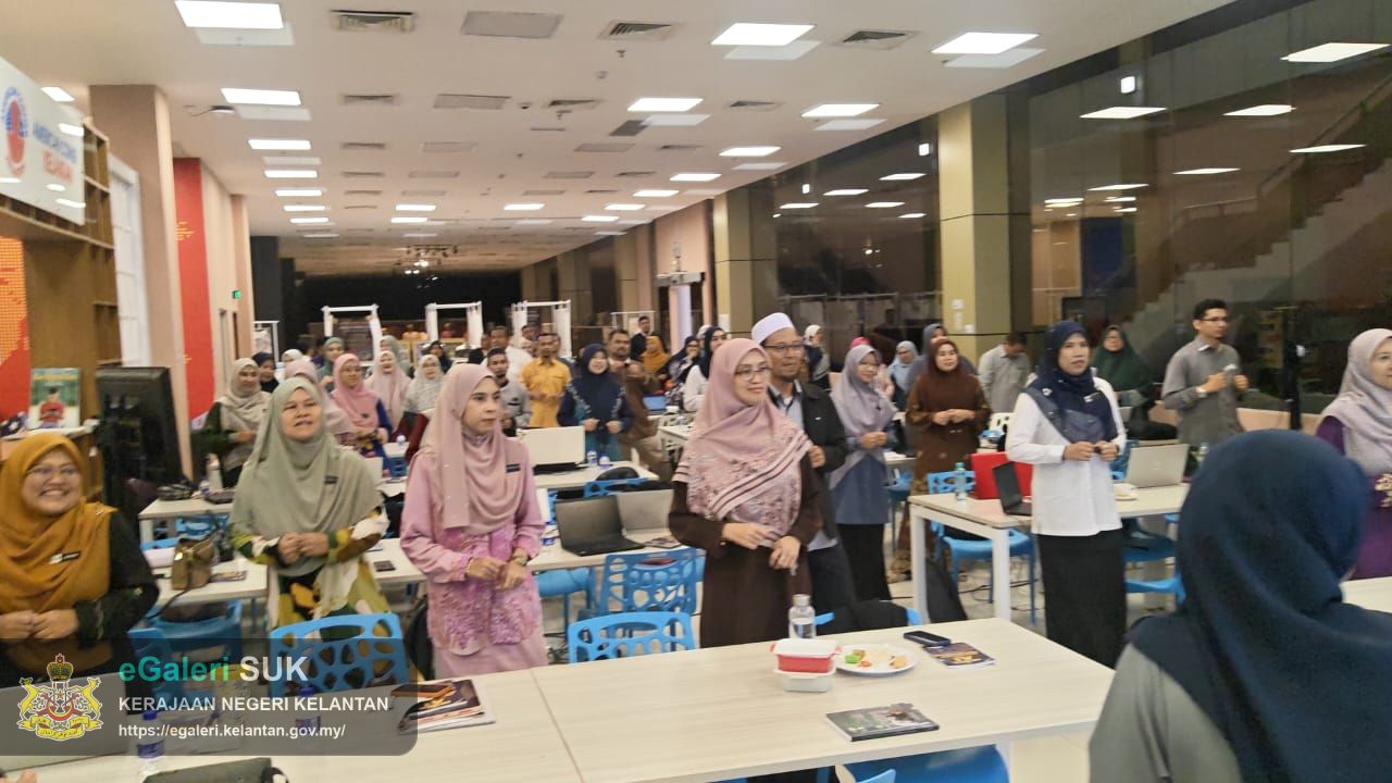 bengkel-kerja-training-of-trainer-tot-peningkatan-kompetensi-digital-duta-guru-stem-negeri-kelantan-pedagogi-berasaskan-ai-sempena-program-pembangunan-sains-dan-teknologi-ppst-tahun-2026-14.jpg