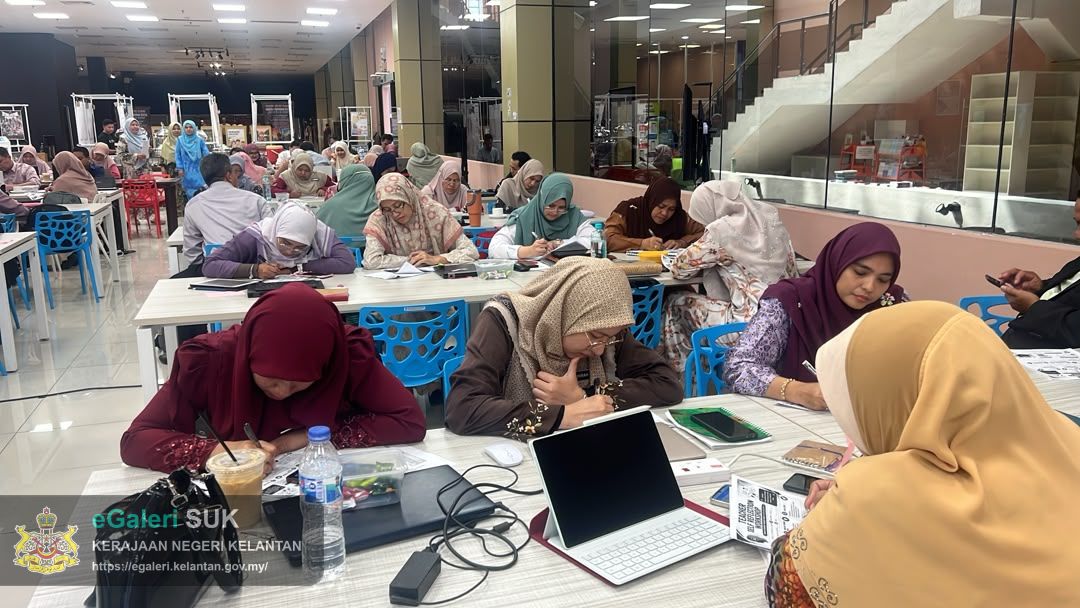bengkel-kerja-training-of-trainer-tot-peningkatan-kompetensi-digital-duta-guru-stem-negeri-kelantan-pedagogi-berasaskan-ai-sempena-program-pembangunan-sains-dan-teknologi-ppst-tahun-2026-6.jpg