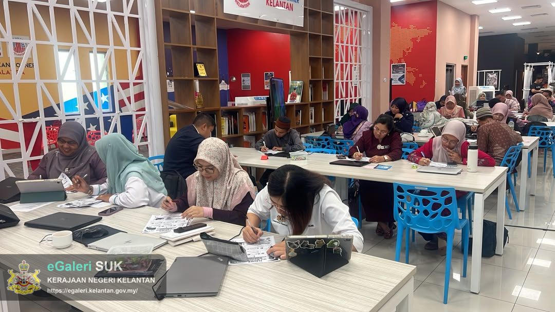 bengkel-kerja-training-of-trainer-tot-peningkatan-kompetensi-digital-duta-guru-stem-negeri-kelantan-pedagogi-berasaskan-ai-sempena-program-pembangunan-sains-dan-teknologi-ppst-tahun-2026-7.jpg
